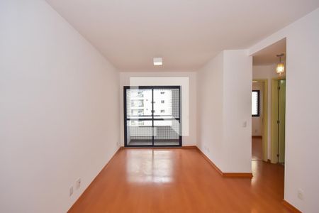 Sala de apartamento para alugar com 2 quartos, 68m² em Vila Progredior, São Paulo