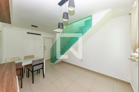 Sala 1 de apartamento para alugar com 2 quartos, 116m² em Santo Antônio, Belo Horizonte