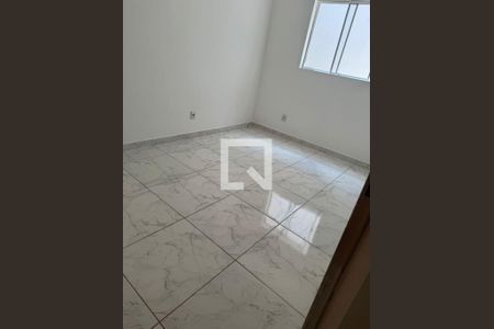 Sala de casa para alugar com 2 quartos, 60m² em Novo Progresso, Contagem