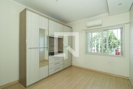 Quarto de casa para alugar com 2 quartos, 80m² em Protásio Alves, Porto Alegre