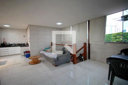 Sala 2 de apartamento à venda com 3 quartos, 180m² em Santa Tereza, Belo Horizonte