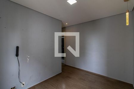 Suíte  de apartamento para alugar com 3 quartos, 48m² em Jardim Cocaia, Guarulhos