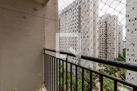 Sacada de apartamento para alugar com 3 quartos, 48m² em Jardim Cocaia, Guarulhos