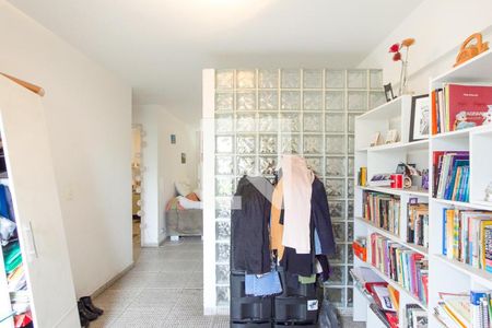 Apartamento à venda com 64m², 1 quarto e sem vaga