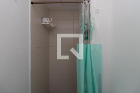 Banheiro de apartamento para alugar com 1 quarto, 25m² em Vila Nilo, São Paulo