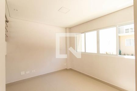 Sala  de casa de condomínio para alugar com 3 quartos, 137m² em Parolin, Curitiba