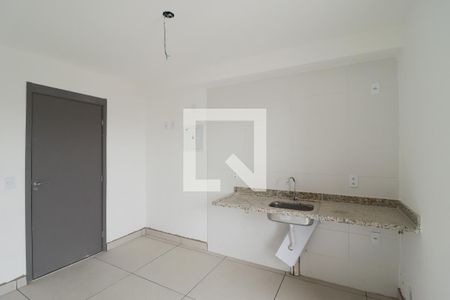 Sala/Cozinha de apartamento para alugar com 1 quarto, 30m² em Jardim São Paulo, São Paulo