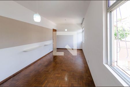 Sala de apartamento à venda com 3 quartos, 77m² em Padre Eustáquio, Belo Horizonte