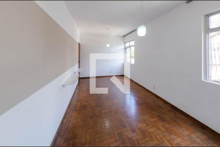 Sala de apartamento à venda com 3 quartos, 77m² em Padre Eustáquio, Belo Horizonte