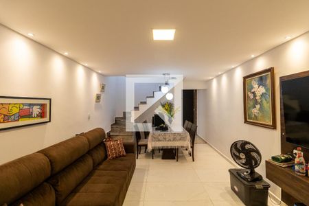 Sala de casa para alugar com 2 quartos, 125m² em Vila Londrina, São Paulo