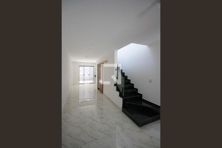 Sala de casa à venda com 2 quartos, 104m² em Vila Antonieta, São Paulo