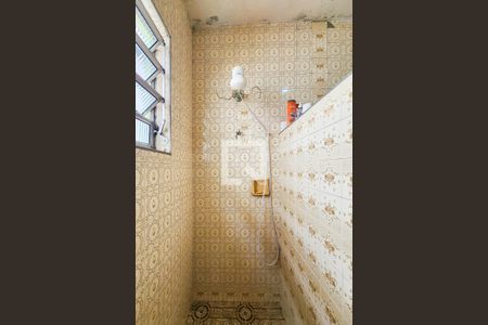 Casa à venda com 172m², 2 quartos e 2 vagas Casa à venda com 172m², 2 quartos e 2 vagasBanheiro