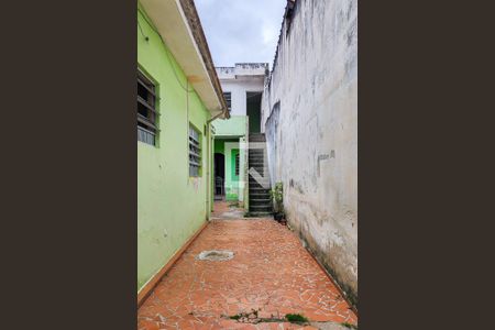 Casa à venda com 172m², 2 quartos e 2 vagas Casa à venda com 172m², 2 quartos e 2 vagasCorredor