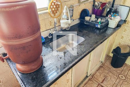 Casa à venda com 172m², 2 quartos e 2 vagas Casa à venda com 172m², 2 quartos e 2 vagasCozinha
