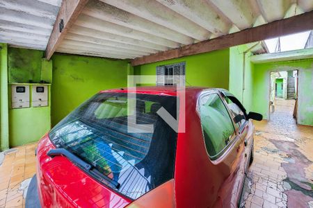 Casa à venda com 172m², 2 quartos e 2 vagas Casa à venda com 172m², 2 quartos e 2 vagasGaragem