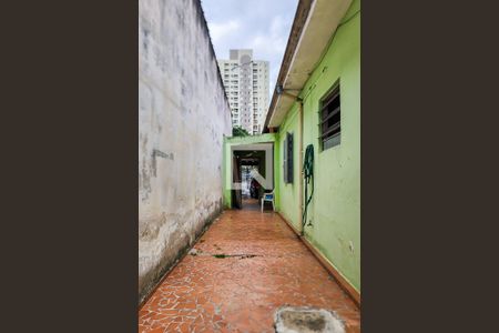 Casa à venda com 172m², 2 quartos e 2 vagas Casa à venda com 172m², 2 quartos e 2 vagasCorredor