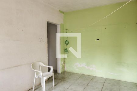 Casa à venda com 172m², 2 quartos e 2 vagas Casa à venda com 172m², 2 quartos e 2 vagasEdícula 2