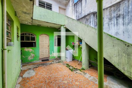 Casa à venda com 172m², 2 quartos e 2 vagas Casa à venda com 172m², 2 quartos e 2 vagasQuintal