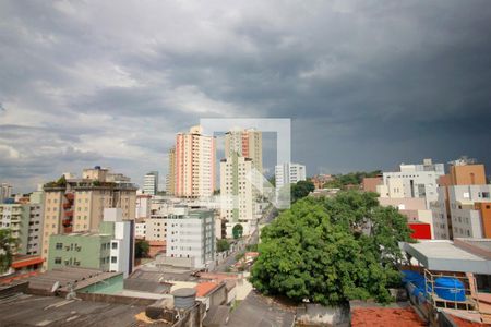 Vista Quarto 1 de apartamento para alugar com 3 quartos, 87m² em Sagrada Família, Belo Horizonte