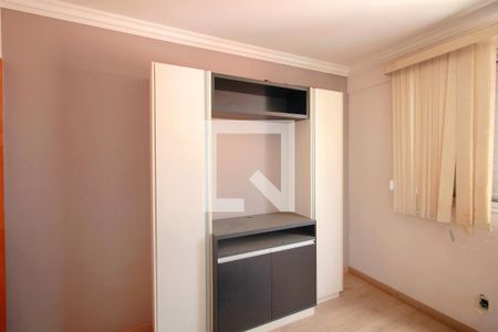 Quarto 1 de apartamento para alugar com 3 quartos, 87m² em Sagrada Família, Belo Horizonte