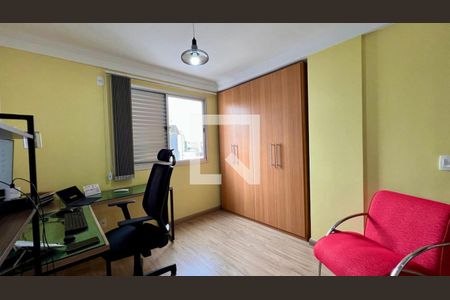 quarto  de apartamento à venda com 3 quartos, 135m² em União, Belo Horizonte