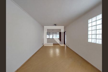 Sala de casa para alugar com 3 quartos, 140m² em Vila São Paulo, São Paulo