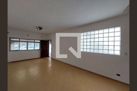 Sala de casa para alugar com 3 quartos, 140m² em Vila São Paulo, São Paulo