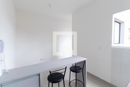 Sala/Cozinha de apartamento para alugar com 1 quarto, 35m² em Vila Granada, São Paulo