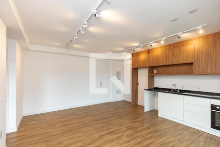 Sala/ Cozinha de apartamento para alugar com 2 quartos, 73m² em Santo Amaro, São Paulo