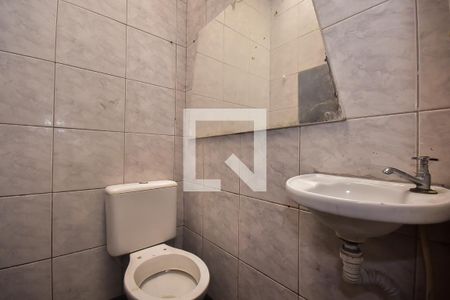 Banheiro de apartamento para alugar com 1 quarto, 55m² em Jardim Pedro Goncalves, Taboão da Serra