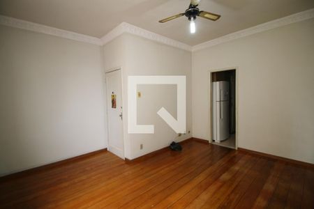 Sala de apartamento para alugar com 2 quartos, 60m² em Penha, Rio de Janeiro