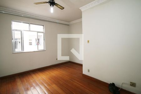 Sala de apartamento para alugar com 2 quartos, 60m² em Penha, Rio de Janeiro