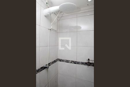 Banheiro de kitnet/studio à venda com 1 quarto, 27m² em Centro Histórico, Porto Alegre