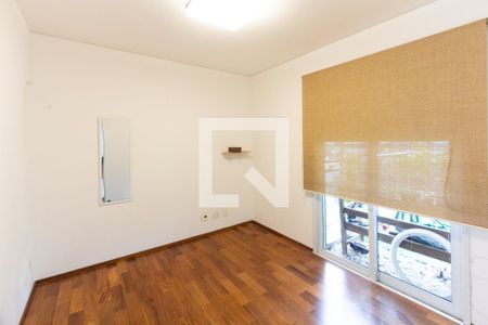 Quarto 1 de apartamento para alugar com 3 quartos, 132m² em Itaim Bibi, São Paulo