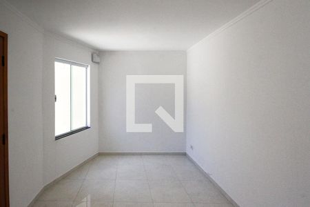 Sala de casa para alugar com 2 quartos, 53m² em Jardim Iva, São Paulo