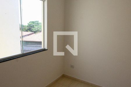 Quarto de casa para alugar com 2 quartos, 53m² em Jardim Iva, São Paulo