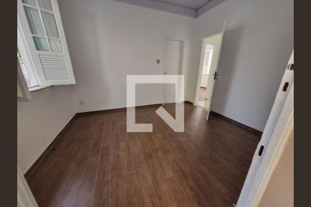 Casa à venda com 2 quartos, 75m² em Fonseca, Niterói