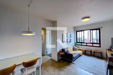 Sala de apartamento para alugar com 2 quartos, 58m² em Vila Bertioga, São Paulo