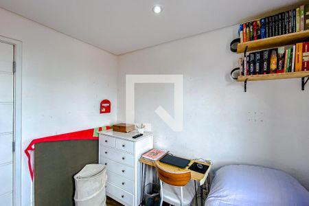 Quarto 1 de apartamento para alugar com 2 quartos, 58m² em Vila Bertioga, São Paulo