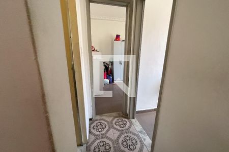 Corredor de casa para alugar com 1 quarto, 40m² em Vila Paula, Duque de Caxias