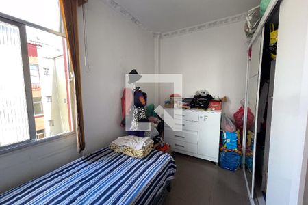 Quarto de casa para alugar com 1 quarto, 40m² em Vila Paula, Duque de Caxias