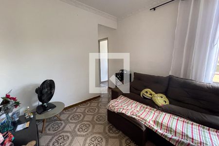 Sala de casa para alugar com 1 quarto, 40m² em Vila Paula, Duque de Caxias