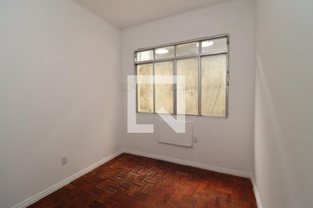 Quarto 1 de casa para alugar com 3 quartos, 170m² em Jardim Guanabara, Rio de Janeiro