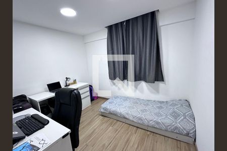 Quarto de apartamento para alugar com 2 quartos, 64m² em Penha, Rio de Janeiro