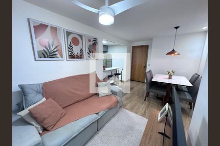 Sala de apartamento para alugar com 2 quartos, 64m² em Penha, Rio de Janeiro