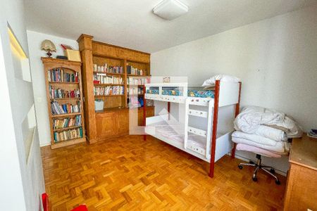 Quarto  de apartamento à venda com 3 quartos, 210m² em Cerqueira César, São Paulo