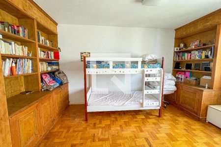 Quarto  de apartamento à venda com 3 quartos, 210m² em Cerqueira César, São Paulo