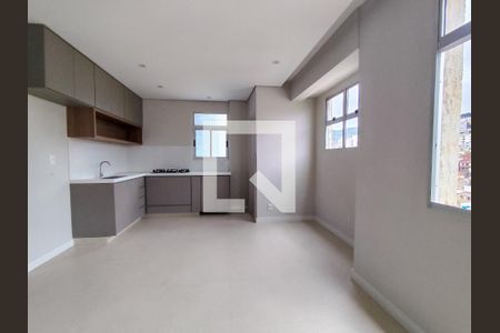 Apartamento à venda com 3 quartos, 118m² em Santa Efigênia, Belo Horizonte