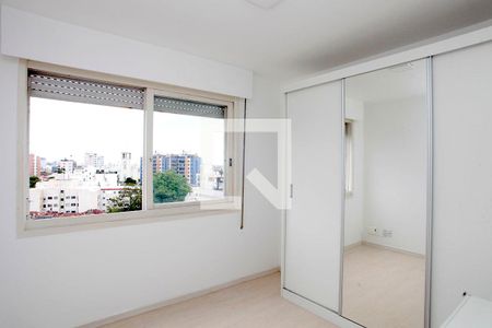 Quarto 1 de apartamento para alugar com 2 quartos, 137m² em São João, Porto Alegre