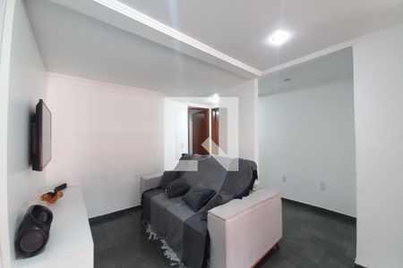 Sala de TV de casa à venda com 3 quartos, 480m² em Jardim dos Oliveiras, Campinas